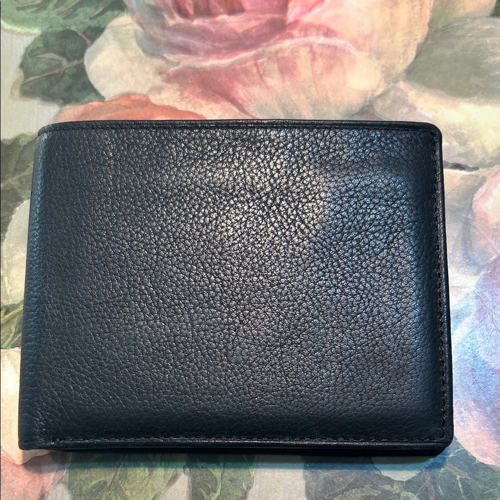 Perry Ellis Classic Black Leather Wallet